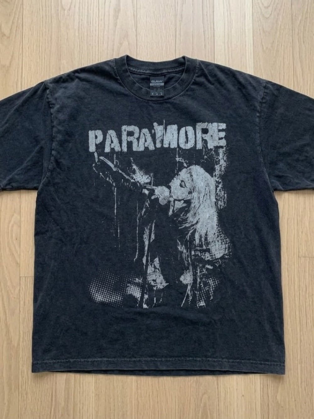 Paramore Graphic Band Tee - Black